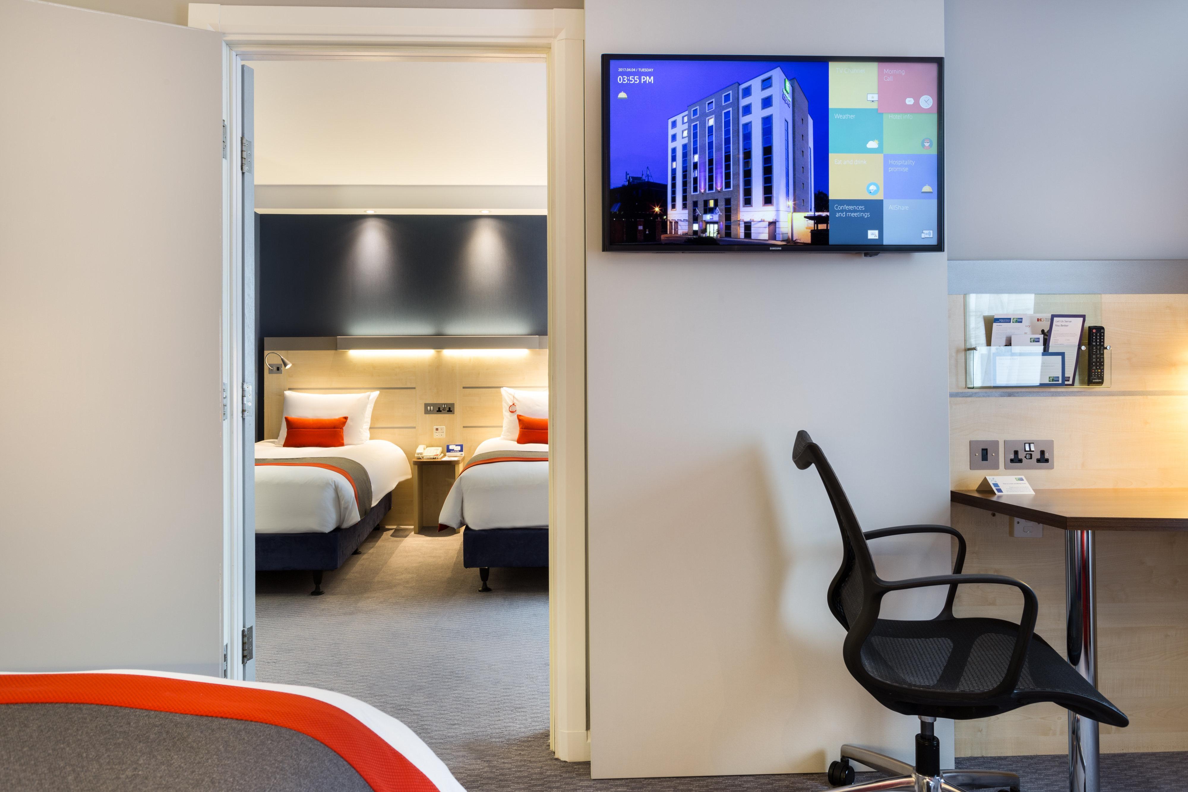 Holiday Inn Express London - Watford Junction By Ihg Номер фото