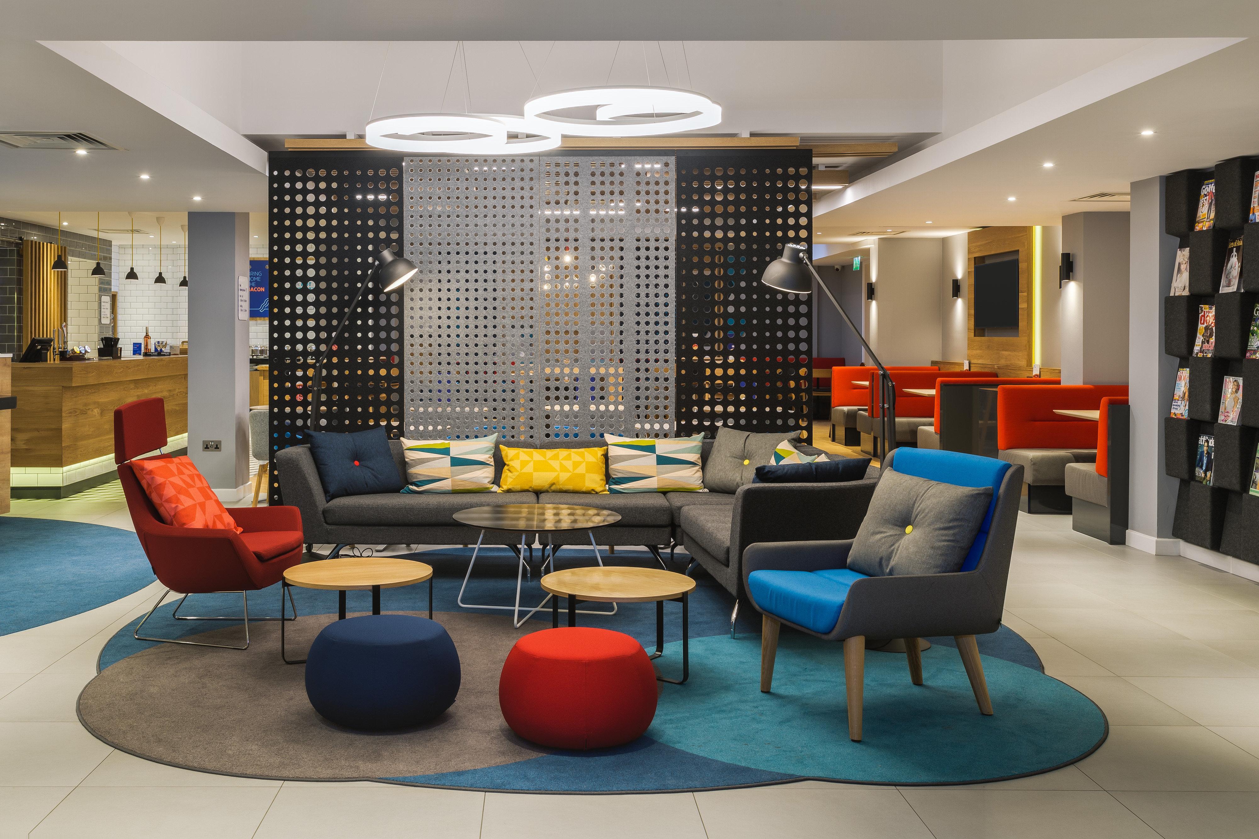Holiday Inn Express London - Watford Junction By Ihg Интерьер фото