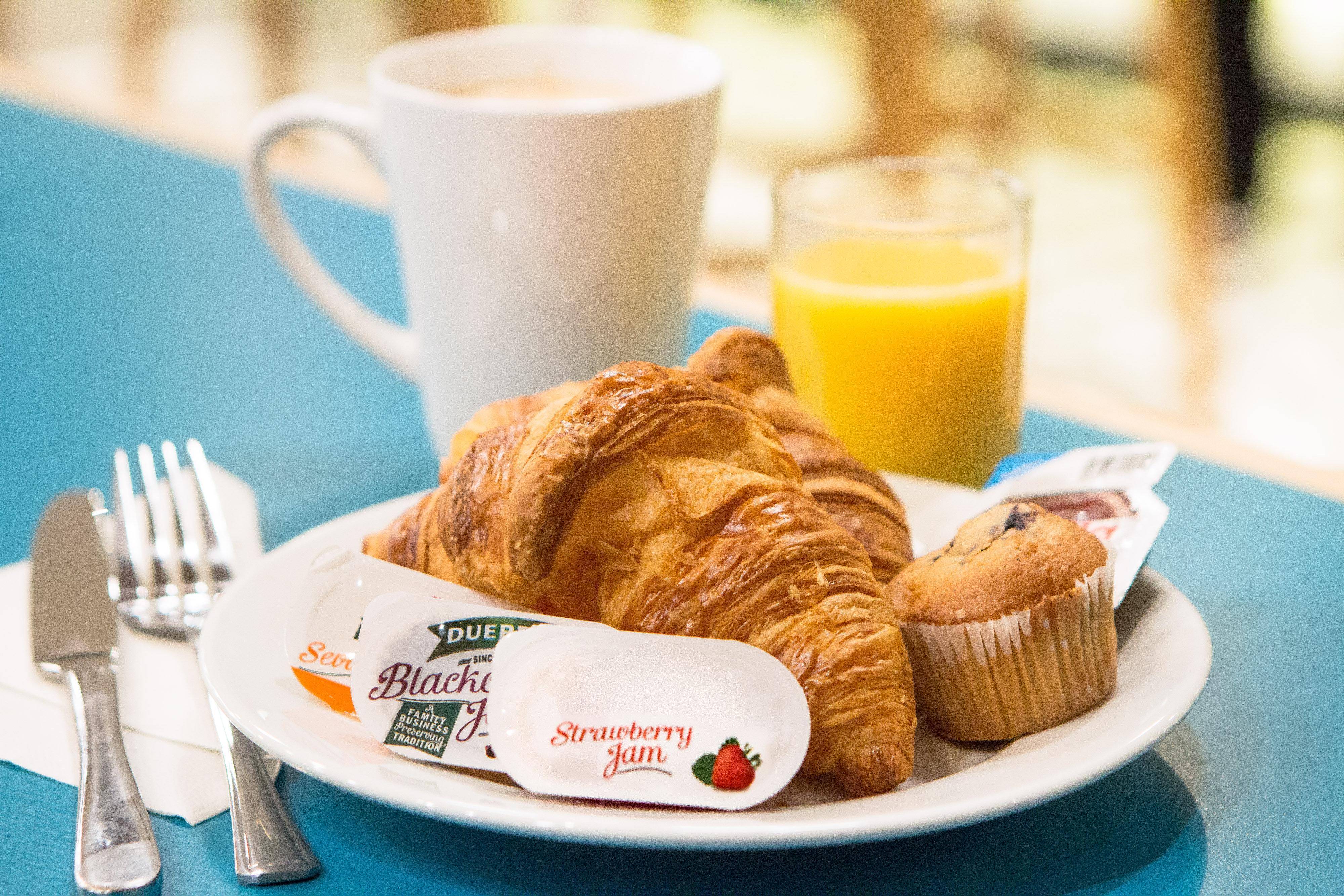 Holiday Inn Express London - Watford Junction By Ihg Экстерьер фото
