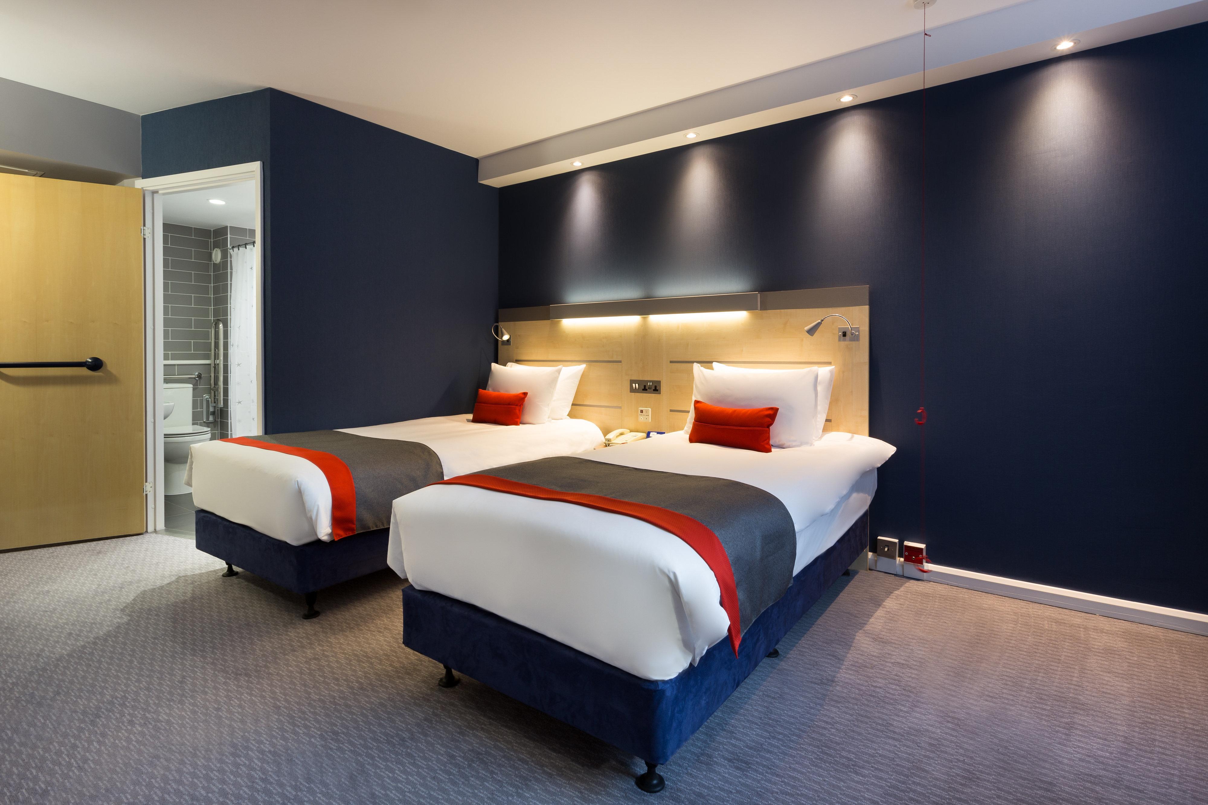 Holiday Inn Express London - Watford Junction By Ihg Номер фото