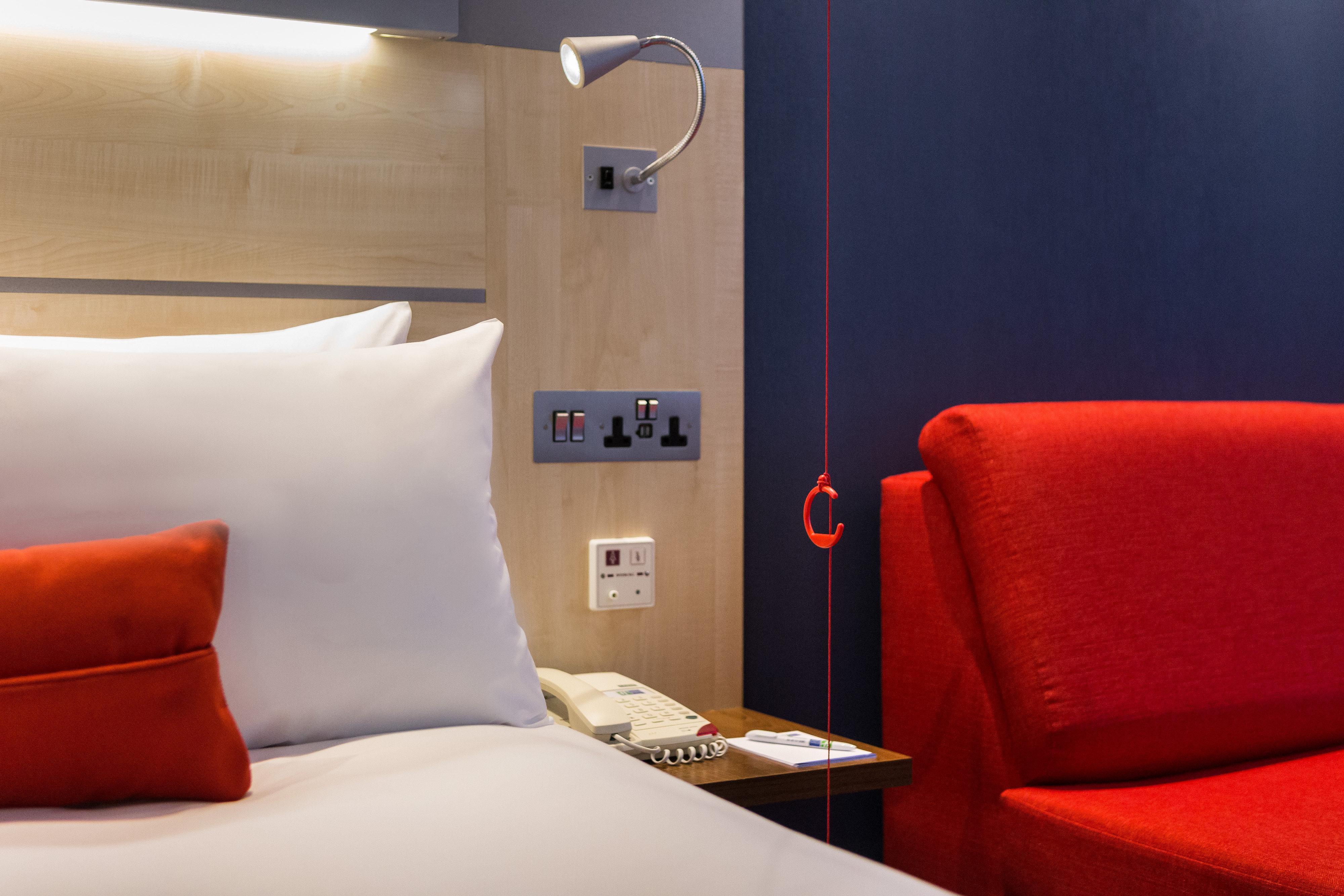 Holiday Inn Express London - Watford Junction By Ihg Экстерьер фото