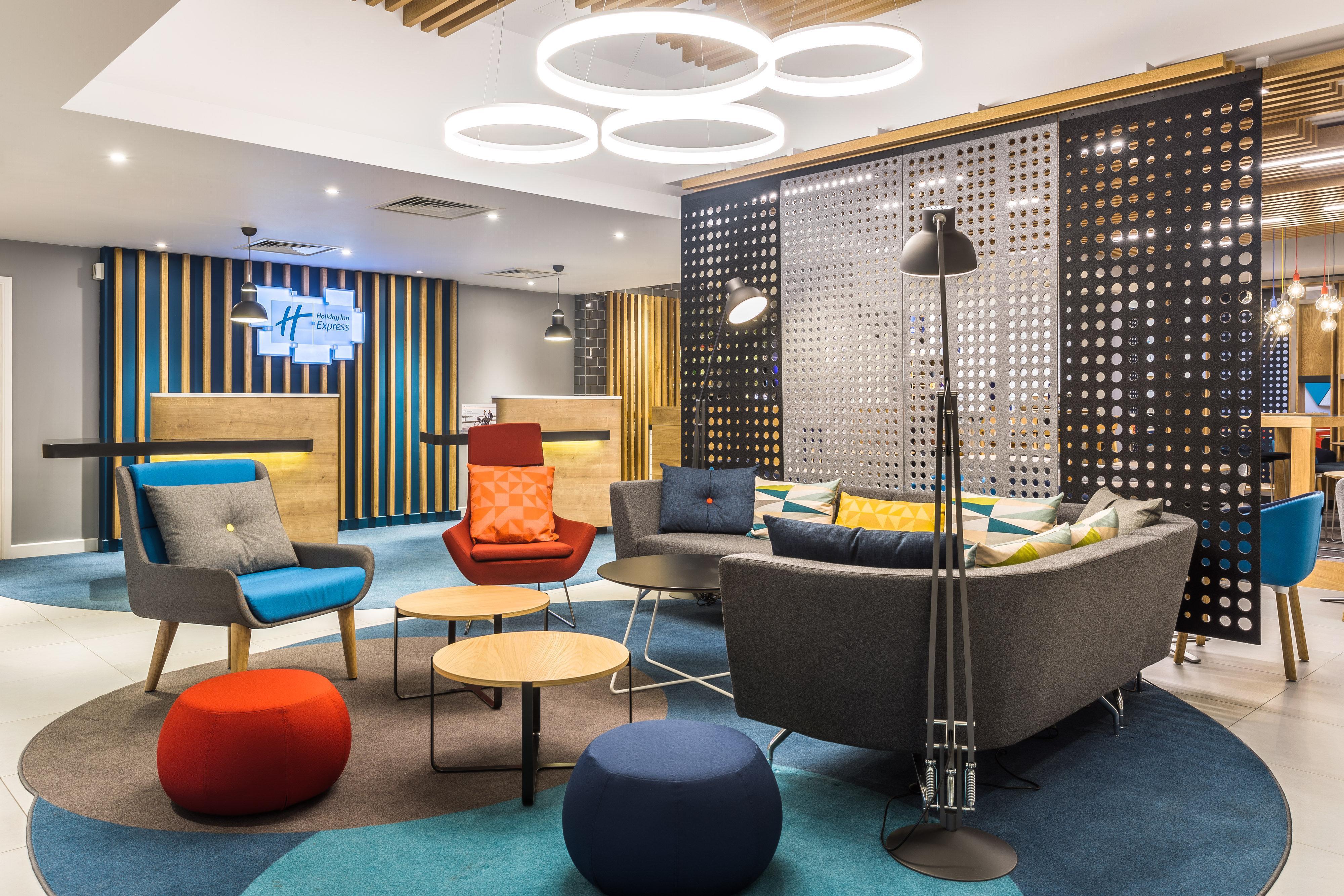 Holiday Inn Express London - Watford Junction By Ihg Удобства фото