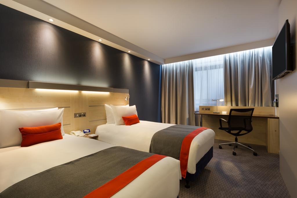 Holiday Inn Express London - Watford Junction By Ihg Номер фото